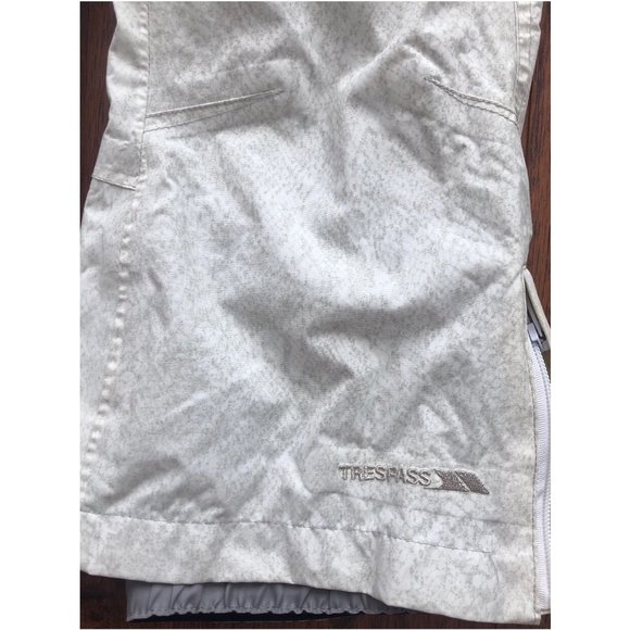 Trespass Kids Size 3/4 White Ski Pants - Picture 8 of 8